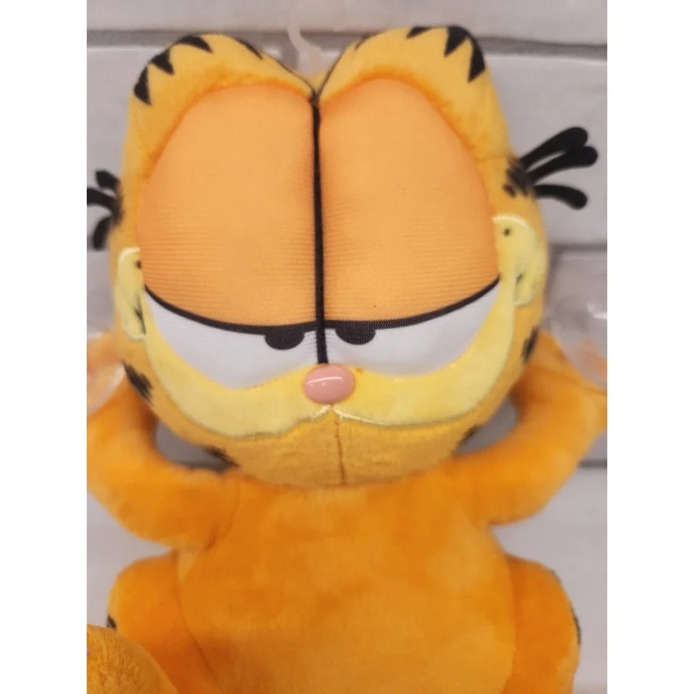 Kidrobot Garfield Cat 8
